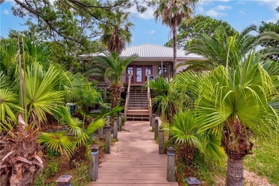 /international/us/829-desoto-drive-dauphin-island-al-110099869899/