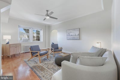 /international/us/3925-davis-place-nw-washington-dc-110108468998/