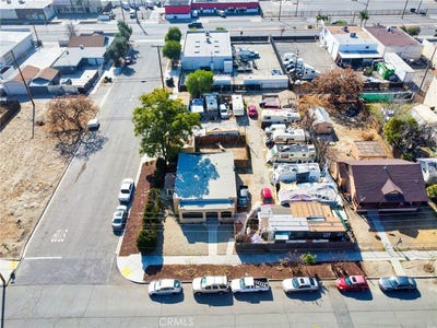 /international/us/584-e-h-street-colton-ca-110120085082/