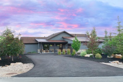 /international/us/375-thorn-creek-drive-kamas-ut-110101075142/