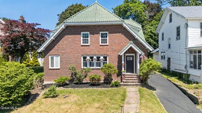 /international/us/37-grant-avenue-amsterdam-ny-110108551984/