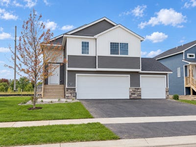 /international/us/1815-pierce-street-s-cambridge-mn-110110363797/