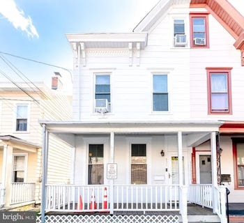 /international/us/635-chambers-street-trenton-nj-110108427307/