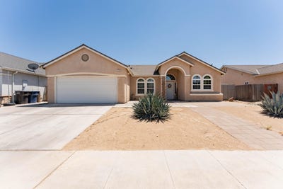 /international/us/2355-kelty-meadow-avenue-tulare-ca-110100838532/