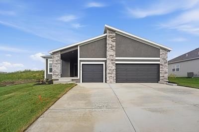 /international/us/1600-sw-9th-street-oak-grove-mo-110120421718/