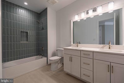 /international/us/730-emory-ct-horsham-pa-110107631304/