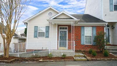 /international/us/41-signet-drive-durham-nc-110106478751/