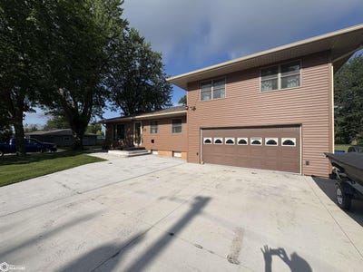 /international/us/105-s-fort-avenue-eagle-grove-ia-110109115973/