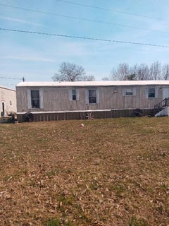 /international/us/404-ore-mine-road-owingsville-ky-110100468773/