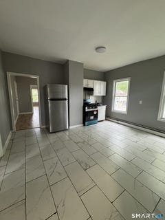 /international/us/161-lamberton-street-new-haven-ct-110108631381/