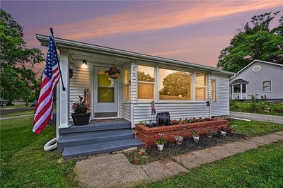 /international/us/210-dewey-avenue-gower-mo-110108721632/