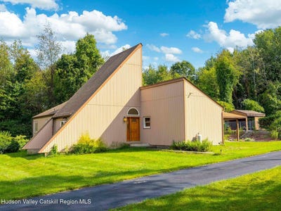 /international/us/33-reservoir-road-marlboro-ny-110119995469/