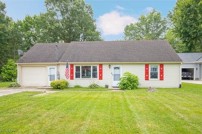 /international/us/208-miller-court-elyria-oh-110100810785/