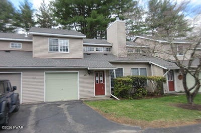 /international/us/4b-milford-town-green-lane-milford-pa-110107608578/