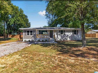 /international/us/7235-highway-204-jacksonville-al-110110362663/