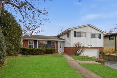 /international/us/1300-knollwood-road-deerfield-il-110105888805/
