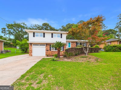/international/us/514-terrell-street-warner-robins-ga-110108389002/
