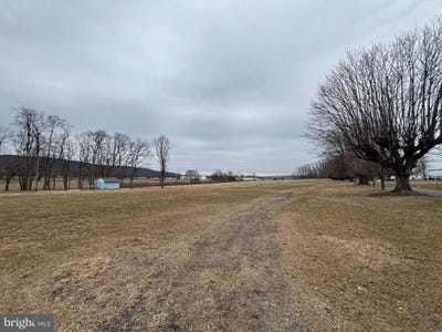 /international/us/sportsman-w-newmanstown-pa-110106176183/