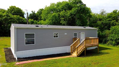 /international/us/203-pettit-street-vonore-tn-110108489672/