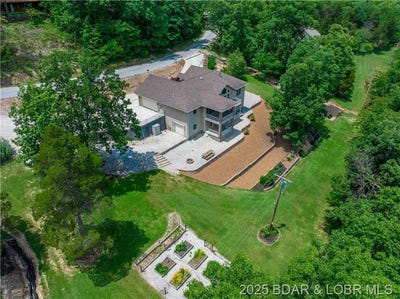 /international/us/771-lake-valley-drive-camdenton-mo-110099301556/