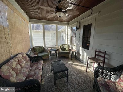 /international/us/53-market-street-salem-nj-110108301041/