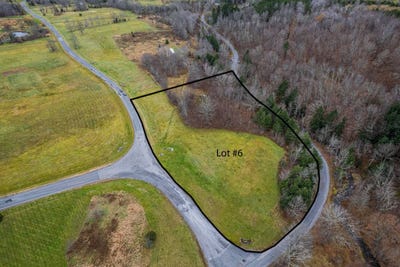 /international/us/6-deer-lane-lexington-ny-110101894145/