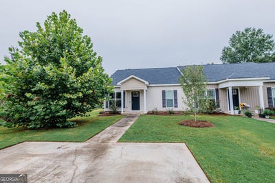 /international/us/207-washington-place-perry-ga-110101403826/
