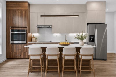 /international/us/13-warwick-street-somerville-ma-110120409751/