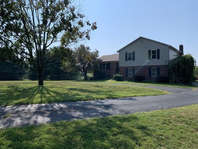 /international/us/120-rolling-ridge-drive-berea-ky-110108822841/