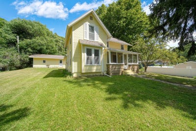 /international/us/87-state-street-hillsdale-mi-110101178377/