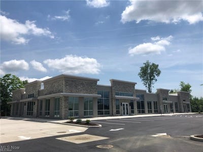/international/us/34570-aurora-road-solon-oh-110101938122/