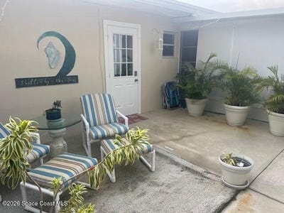 /international/us/2025-date-palm-avenue-indialantic-fl-110107206959/