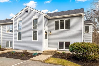 /international/us/29-cork-cir-millville-ma-110106614935/