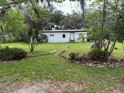 /international/us/219-se-70th-ave-cross-city-fl-110108301794/