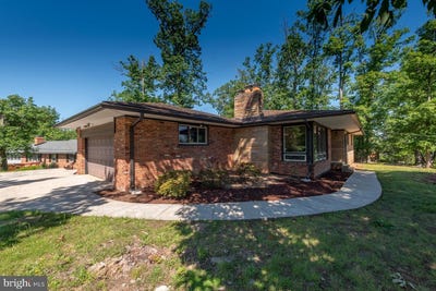 /international/us/7041-cindy-ln-annandale-va-110108581313/