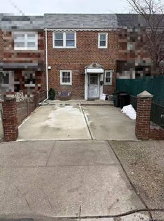 /international/us/47-45-oceania-street-bayside-ny-110106538328/