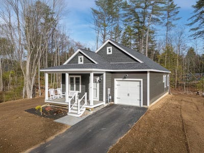 /international/us/2-debbie-lane-amherst-nh-110108491066/