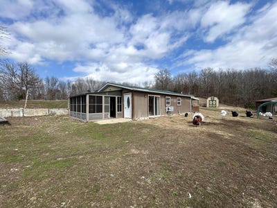 /international/us/16968-county-road-116-private-drive-macomb-mo-110108021302/