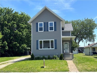 /international/us/2024-camp-street-sandusky-oh-110108393426/