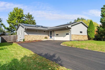 /international/us/8700-40th-avenue-n-new-hope-mn-110120150886/