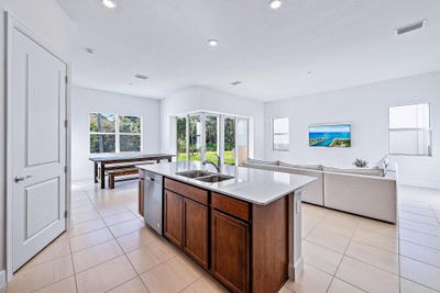/international/us/9775-sw-meridian-way-stuart-fl-110108585131/