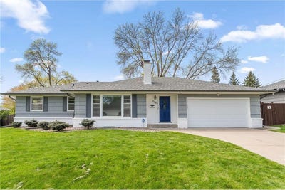 /international/us/5109-w-58th-street-edina-mn-110108057816/