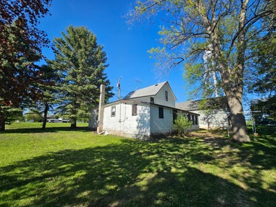 /international/us/124-park-avenue-sw-silver-lake-mn-110108032973/