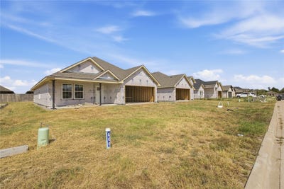 /international/us/806-moseley-lane-greenville-tx-110110405285/