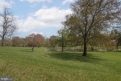 /international/us/45-sauerman-road-doylestown-pa-110099154651/