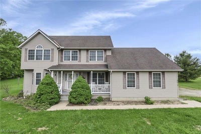 /international/us/10615-n-elyria-road-west-salem-oh-110108358083/