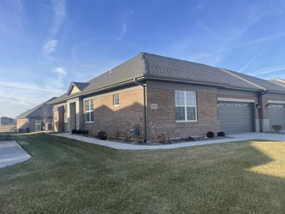 /international/us/8026-bradley-drive-tinley-park-il-110104080520/