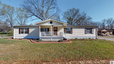/international/us/18-kenwood-circle-murray-ky-110098409484/
