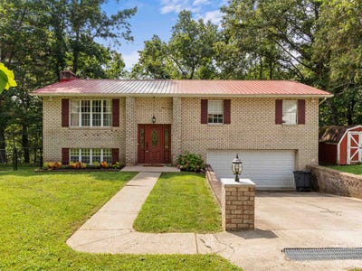 /international/us/304-meadow-lane-milton-wv-110101312586/?lang=en
