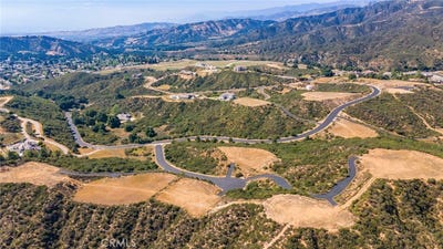 /international/us/39611-hidden-heights-drive-yucaipa-ca-110107629052/